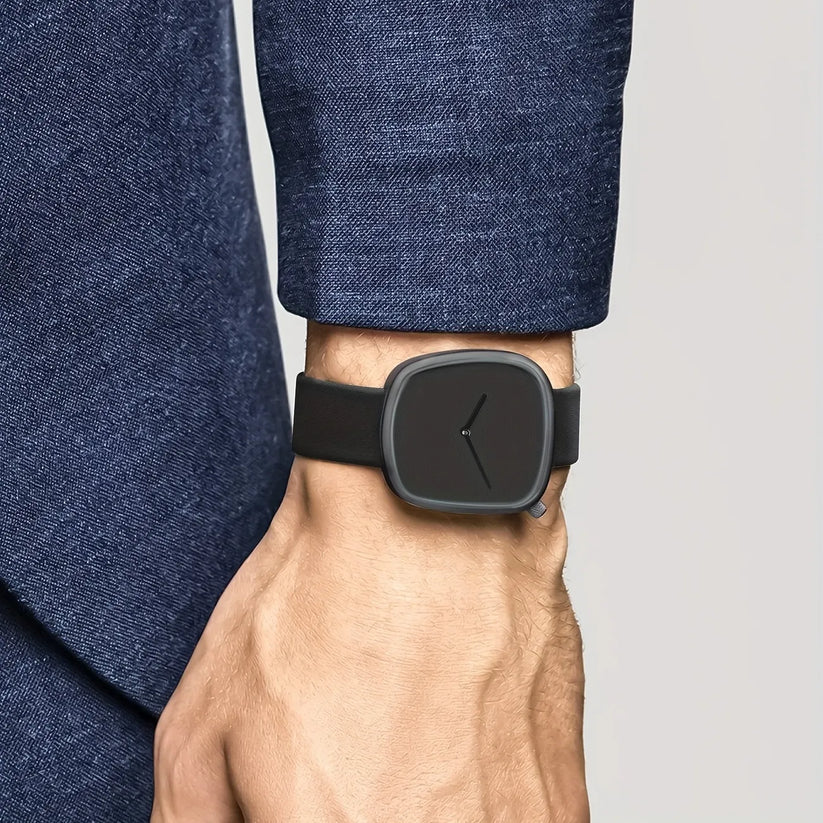 Unisex Casual Quartz Wrist Watch
